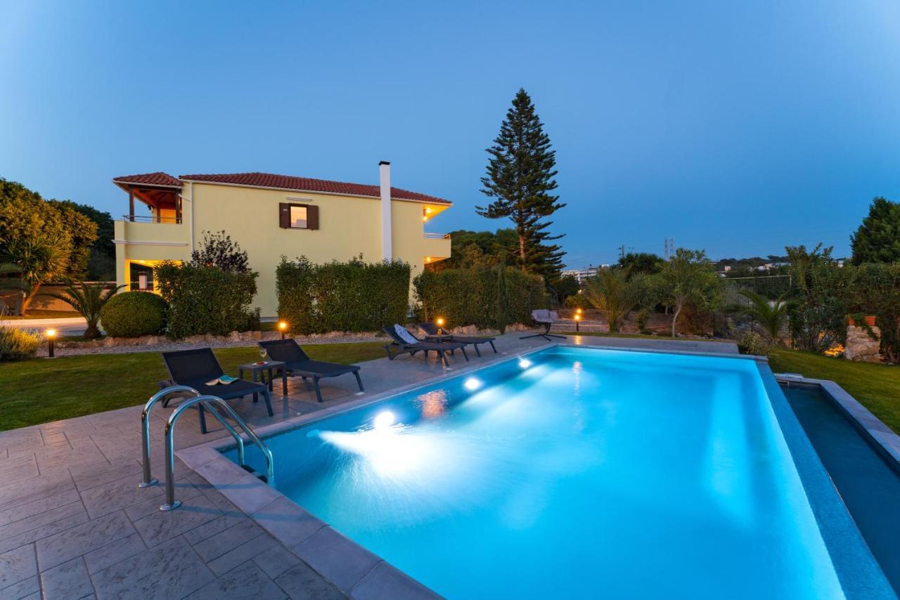 Villa Iasama Asgourou ภายนอก รูปภาพ