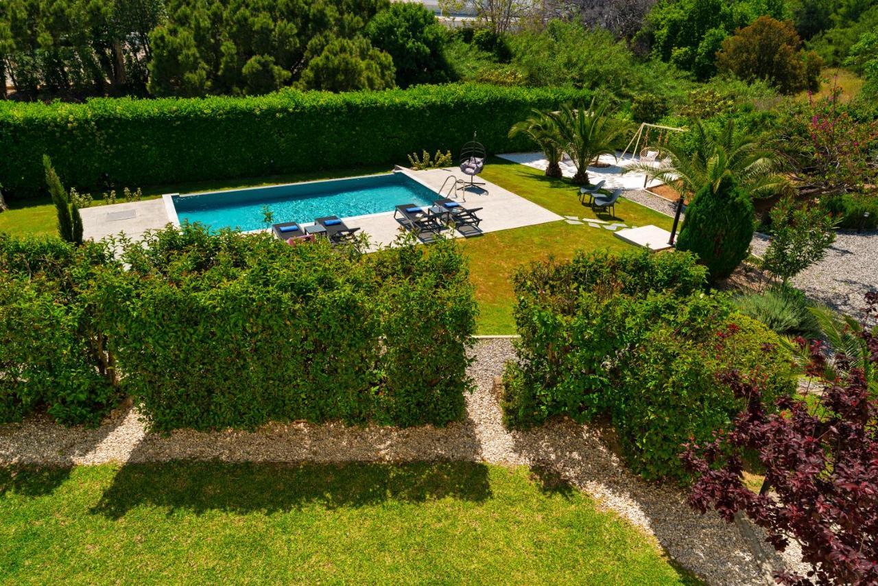 Villa Iasama Asgourou ภายนอก รูปภาพ