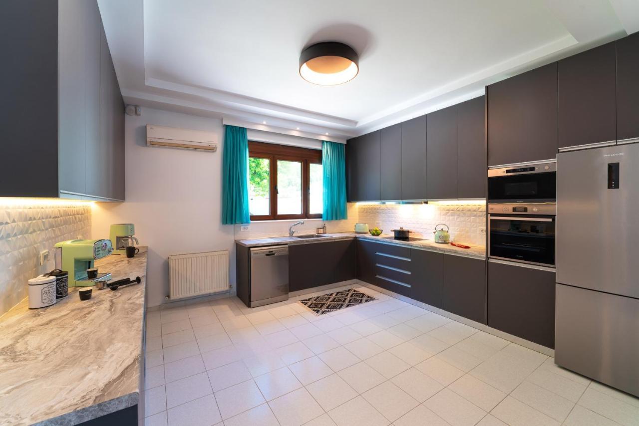 Villa Iasama Asgourou ภายนอก รูปภาพ