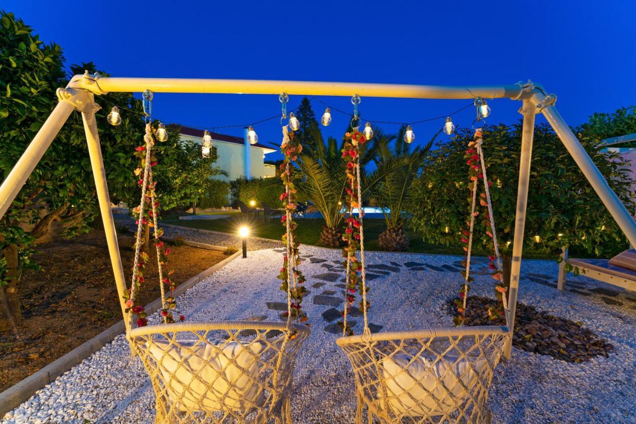 Villa Iasama Asgourou ภายนอก รูปภาพ