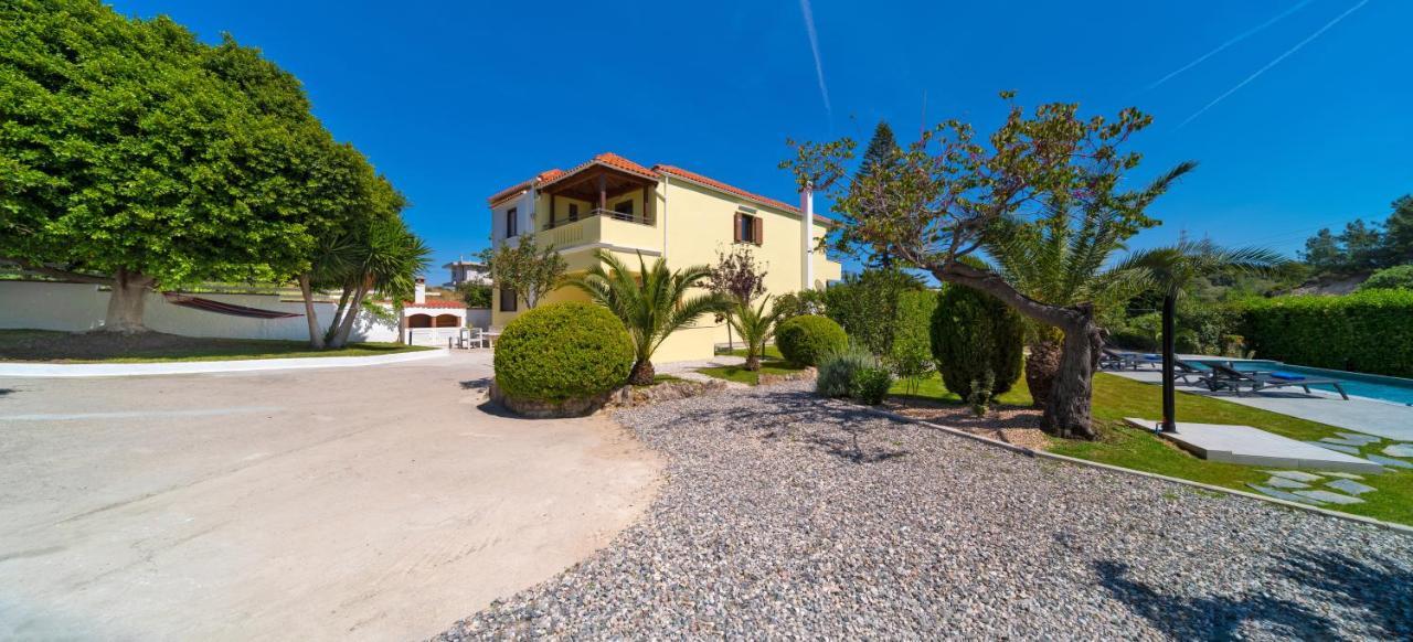 Villa Iasama Asgourou ภายนอก รูปภาพ