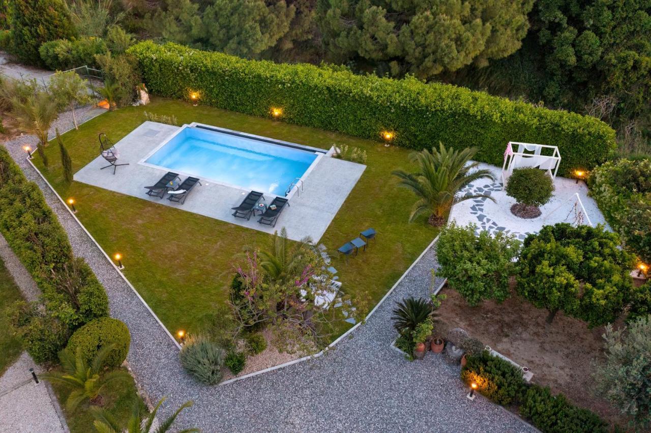 Villa Iasama Asgourou ภายนอก รูปภาพ